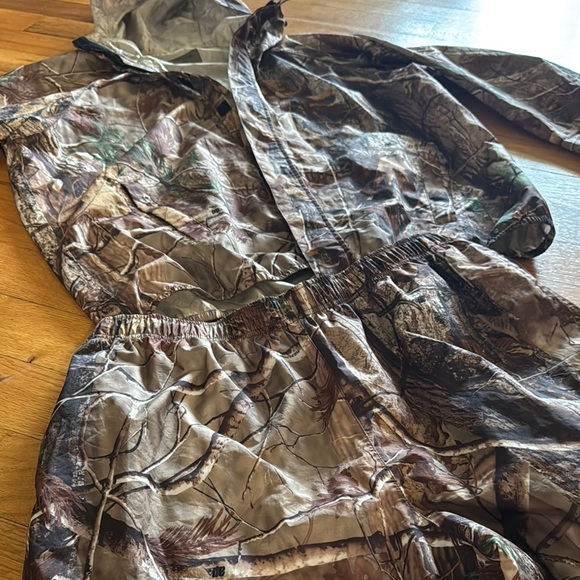 Lodge Outfitters Camouflage Hooded Jumpsuit - Picture 2 of 6